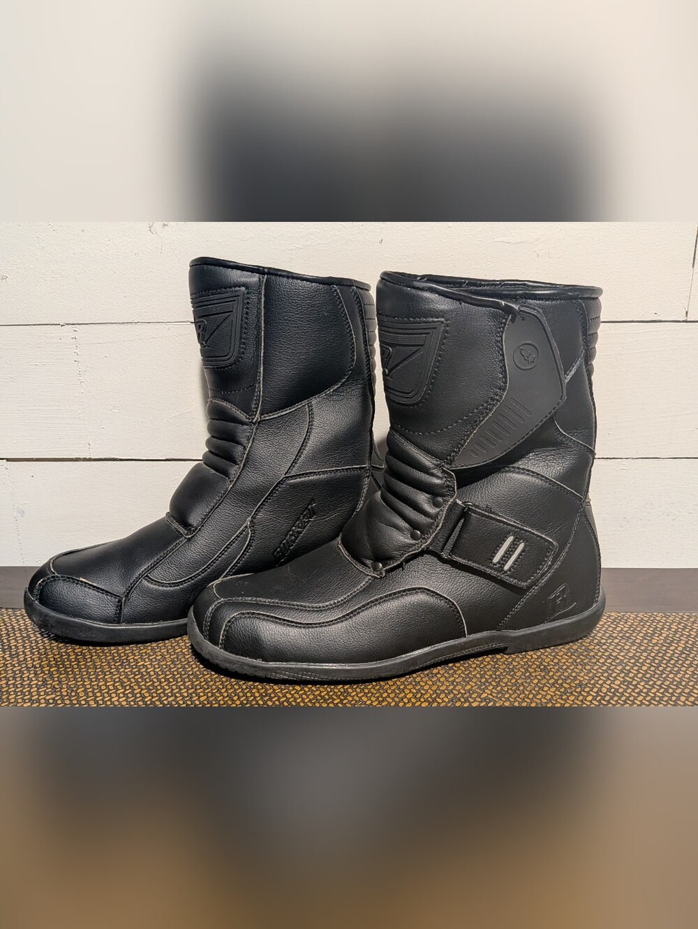 Discont'd Joe Rocket Black Mercury Leather Motorcycle Boot Hook & Loop Close 10